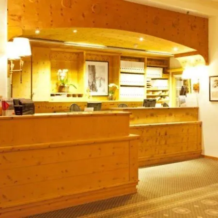 Hotel Edelweiss Swiss Quality 4*